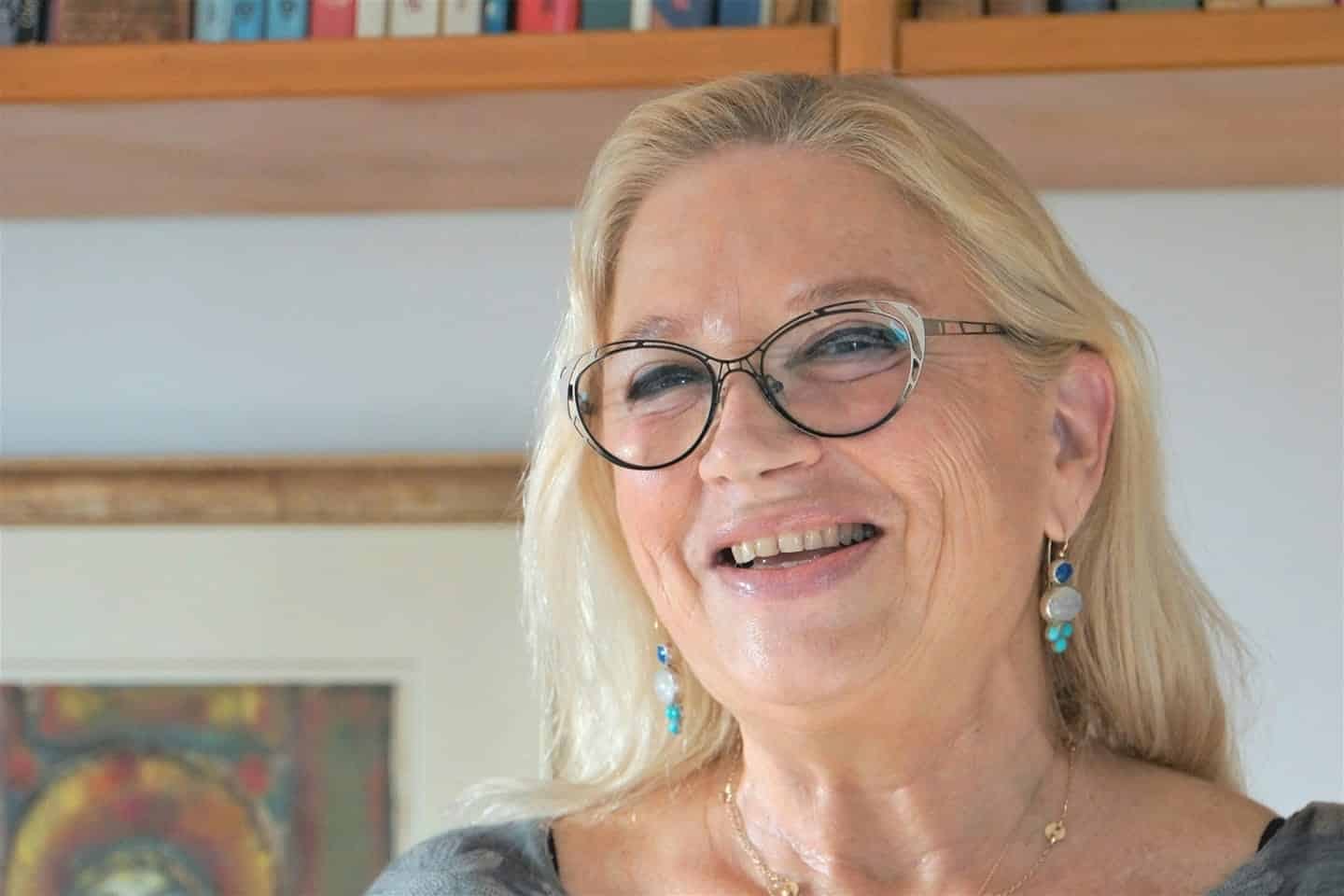 Profile photo of Zlila Daniely, a client who recommended Portugo